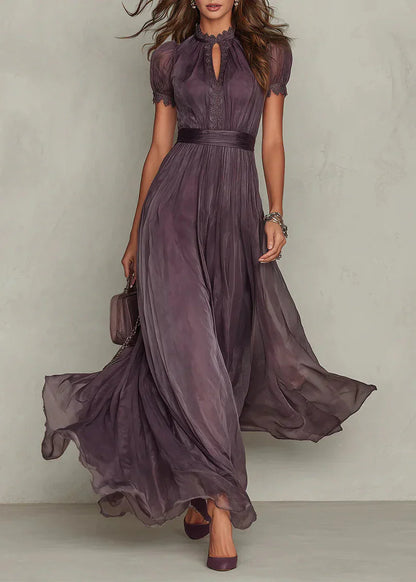 Robe Longue Élégance Royale